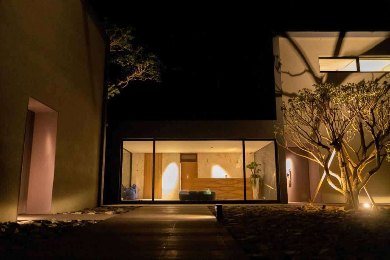 Villa Speciale Мотобу Экстерьер фото